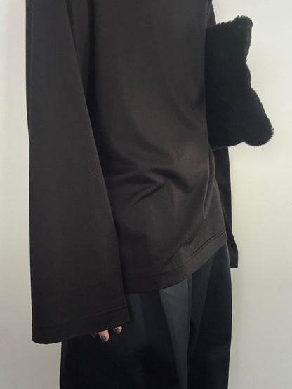 wide sleeve turtle