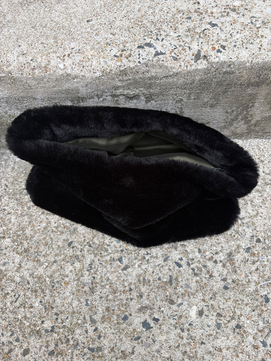 fur clutch