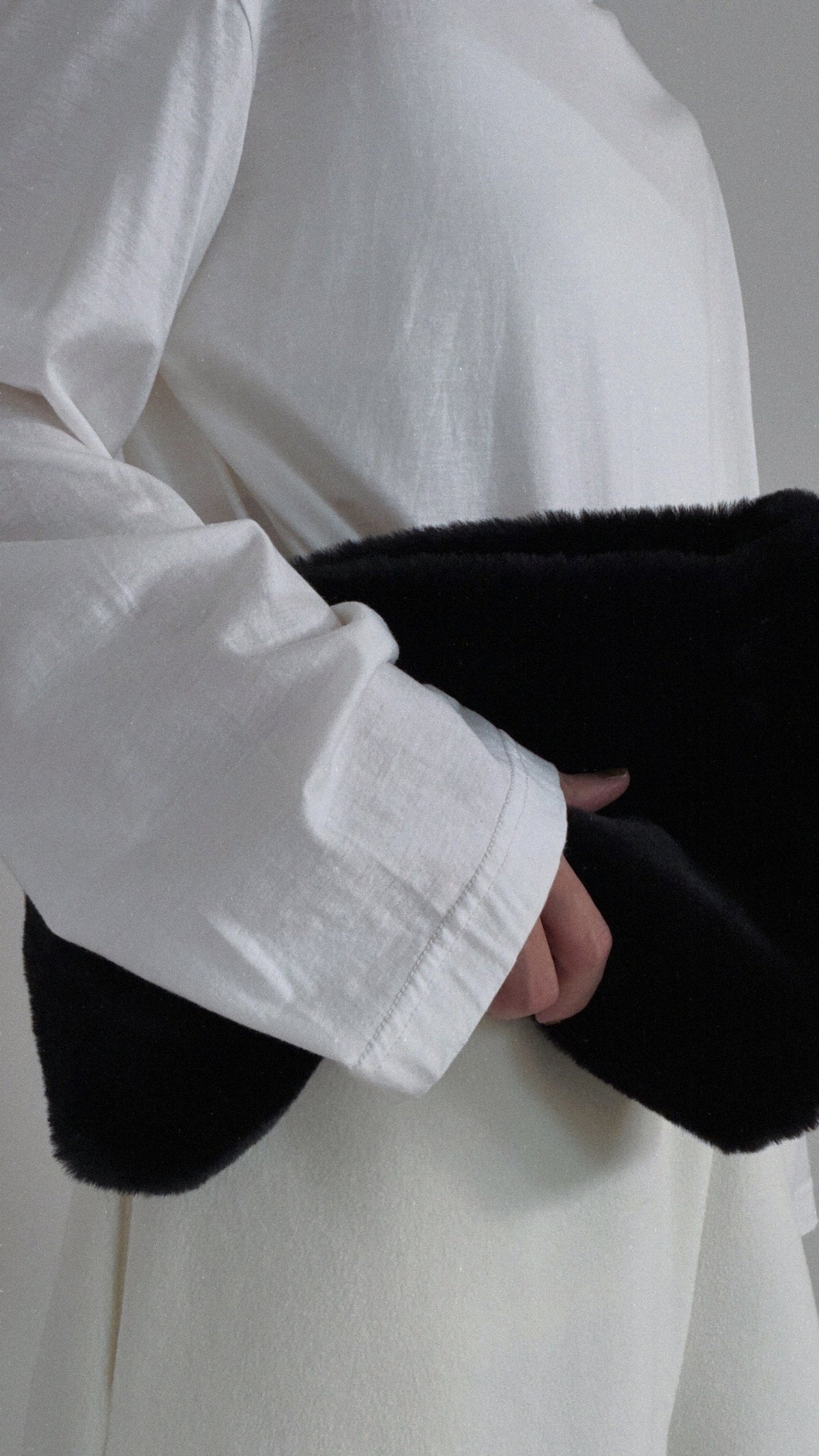 wide sleeve turtle